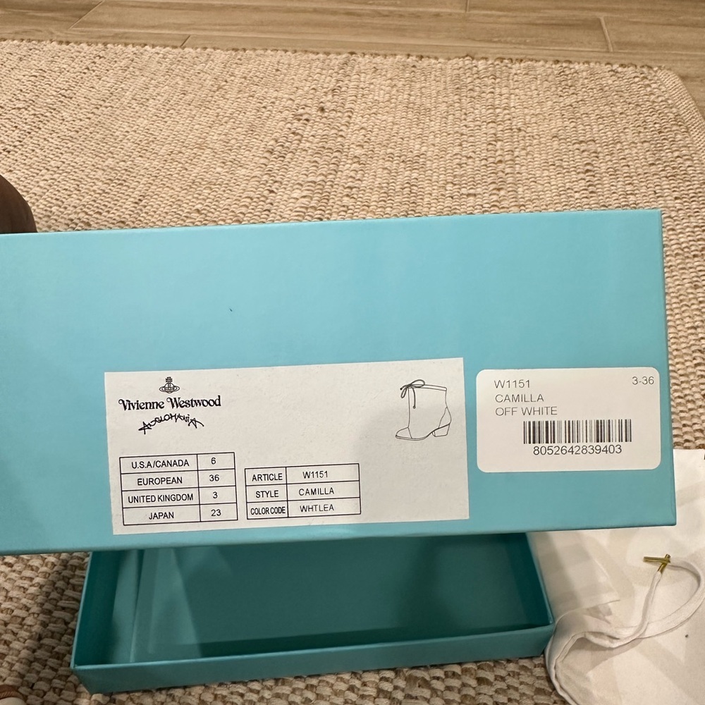 Vivienne Westwood Cream Perforated Leather Ankle Booties. NEW WITH BOX - Picture 6 of 10